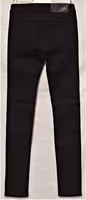 Svarta jeans Sandie-685 från D-XEL