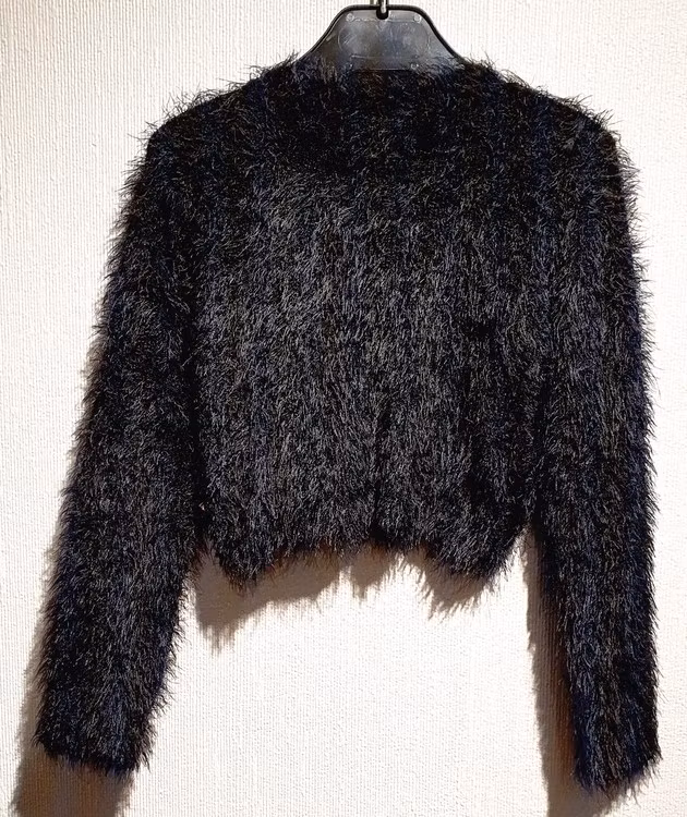 Svart fluffig bolero Boline-56 från Me Too-