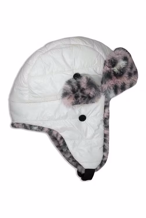 Hermelin, mössa från Börjesson. Onesize 4-6 år-