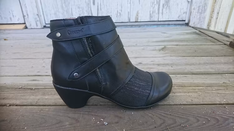 Stövlett Lenika Från Cinnamon