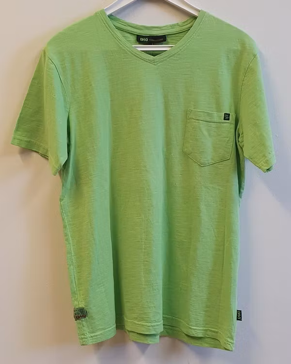 Grön t-shirt Kridt-221 från D-XEL/DWG