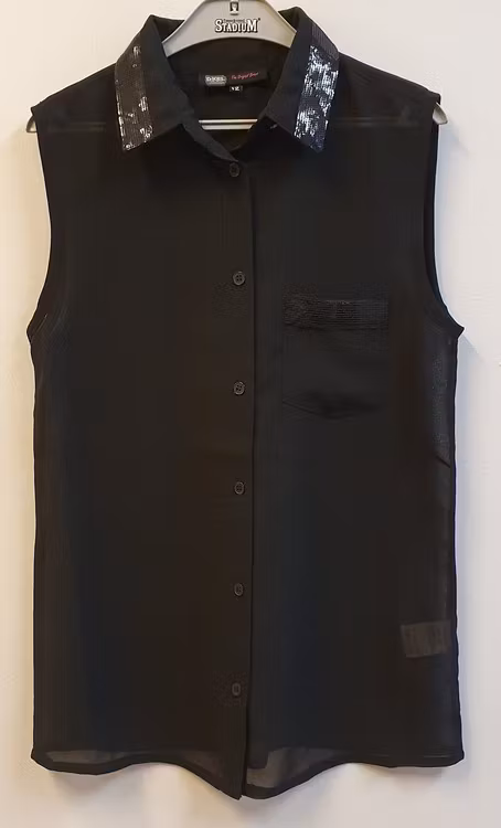 Tunn blus Bodil-856 från D-XEL.