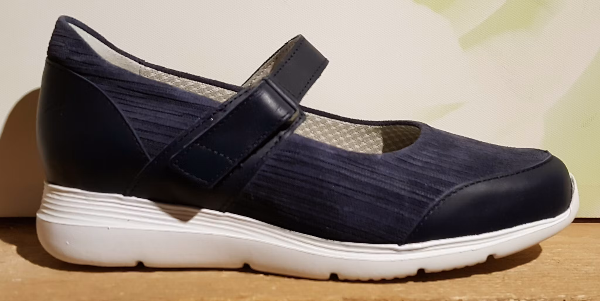 Frida shoe 20140 från Hästen