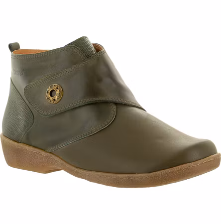 Snygg känga i mörk olivgrön från Cinnamon.