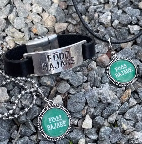 Född Bajare med litet hjärta  - set