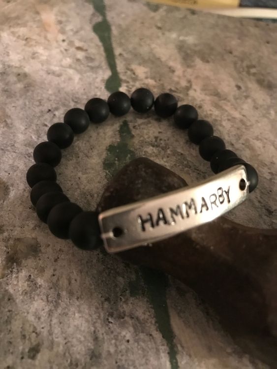 Pärlarmband med stansbricka