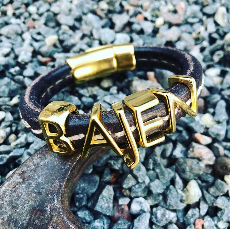 Bajenbokstäver GOLD