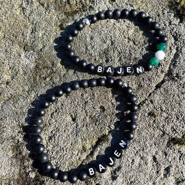 Pärlarmband BAJEN helsvart
