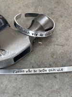 Stansat Aluminium eller KopparArbmand - Egen text