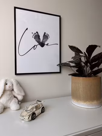 Fot- och handavtryckstavla för barn – Love