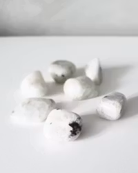 Regnbågsmånsten, ca 10-20 gram