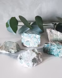 Amazonit, Rå 2 olika storlekar