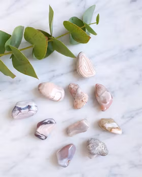 Trumlad rosa Botswana agat