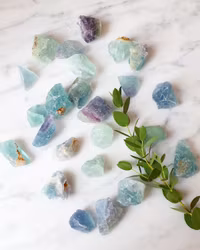 Fluorit, Rå, små bitar