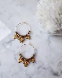 Örhänge med gulddetaljer♡ nr 2