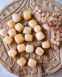 Gul kalcit, liten trumlad