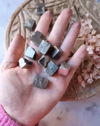 Pyrit, råa kuber (Spanien)