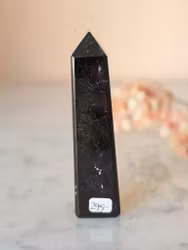 Svart Turmalin, polerad spets, ca 10.3cm