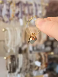 Örhängen, Aventurin & löv, 18k guldpläterad nickelfri mässing.