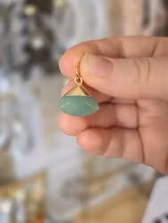 Liten berlock, aventurin facetterad (guldpläterad)