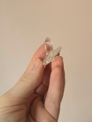 Litet bergkristallkluster nr 1.4