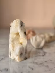 Snöagat med druzy, torn nr 1