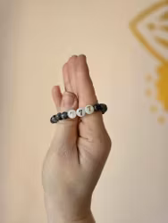 777 ~ Protected by an angel | Larvikit