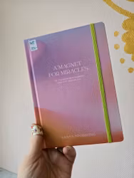A magnet for miracles, en tacksamhetsdagbok för ett rikare liv. | Sanna Sporrong