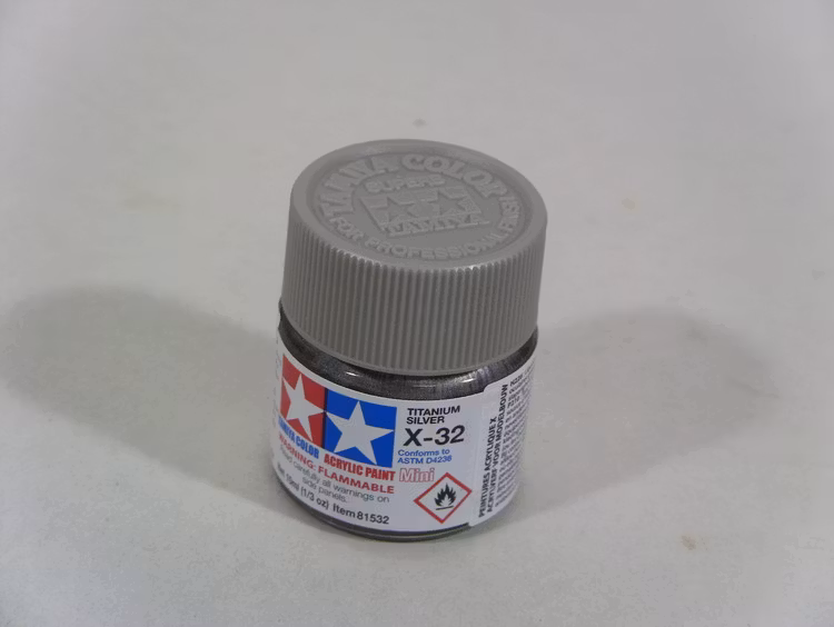 Tamiya X32 Titan silver