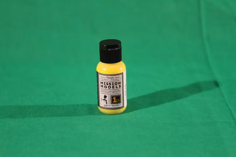 Iridescent Lemon Yellow Acrylic 30ml