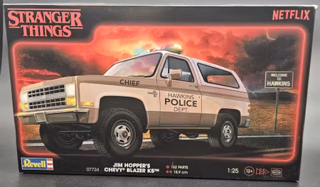 Stranger Things" 1985 Chevrolet K5 Blazer 1:25
