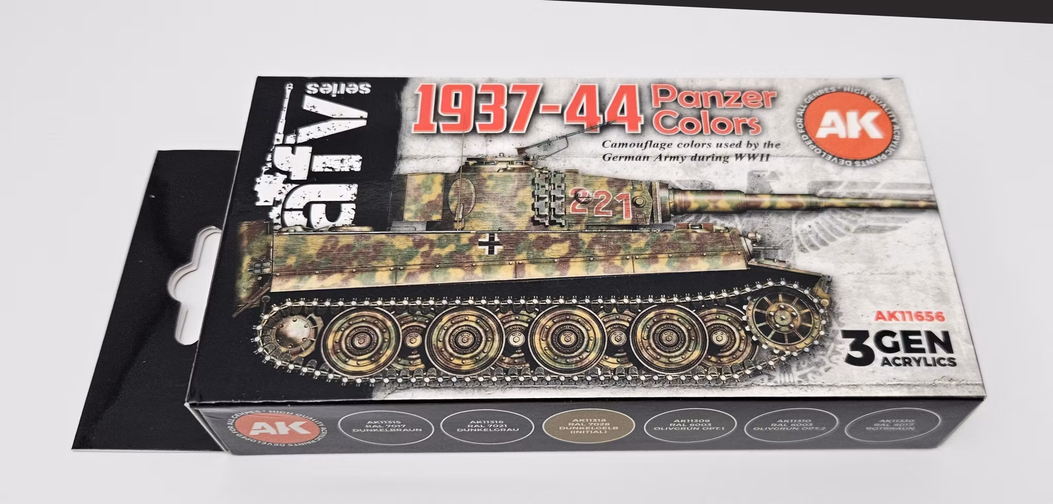 GERMAN WAR COLORS 37-44 3G