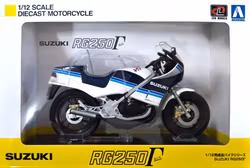 SUZUKI RG250 GAMMA BLUE AND WHITE 1/12 DIECAST!