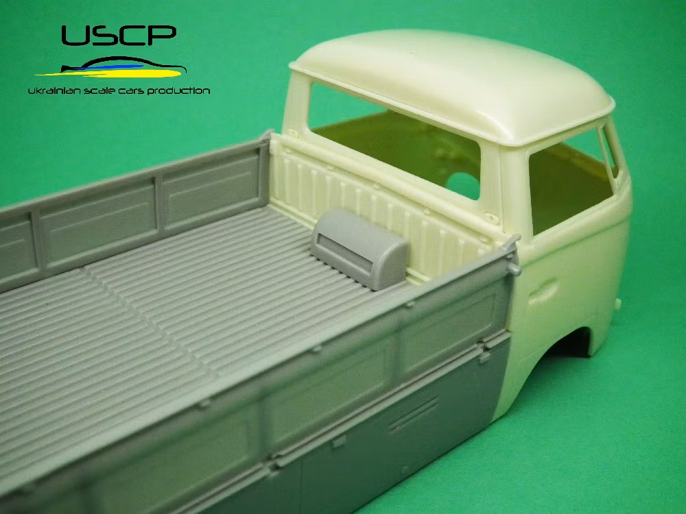 VW T1 Long Transporter 1/24
