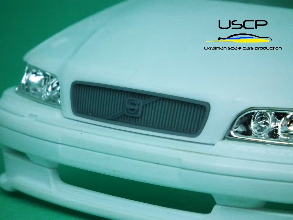 Volvo S40 Front Grill 1/24