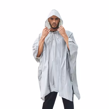 Transparent regnponcho i PVC med huva och förvaringspåse | Splashmacs