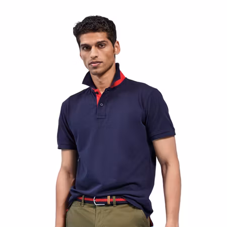 Klassisk pikétröja med kontrastdetaljer | Asquith & Fox