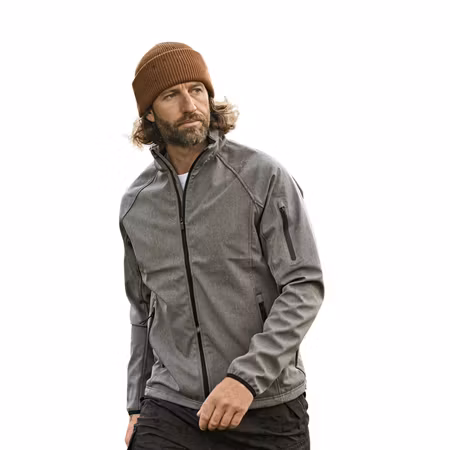 Lätt softshelljacka i återvunnen polyester | Tee Jays