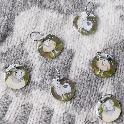 Felted Sheep Stitch Markers (set av 6) (MARKÖRER)