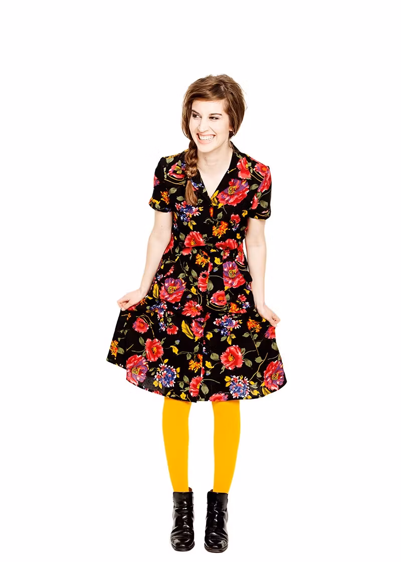 Dagny bold flowers