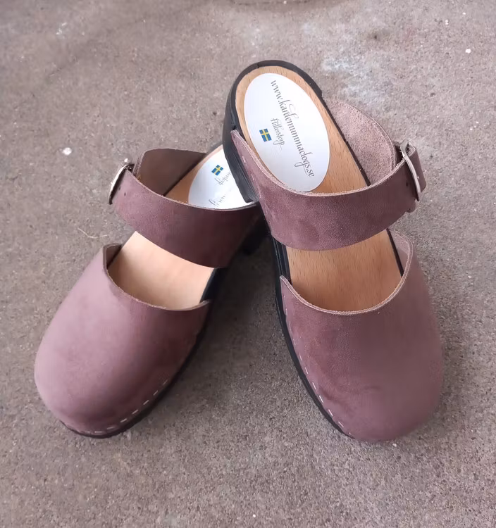 Britta Mjuktoffel i Nougatbrun Nubuck