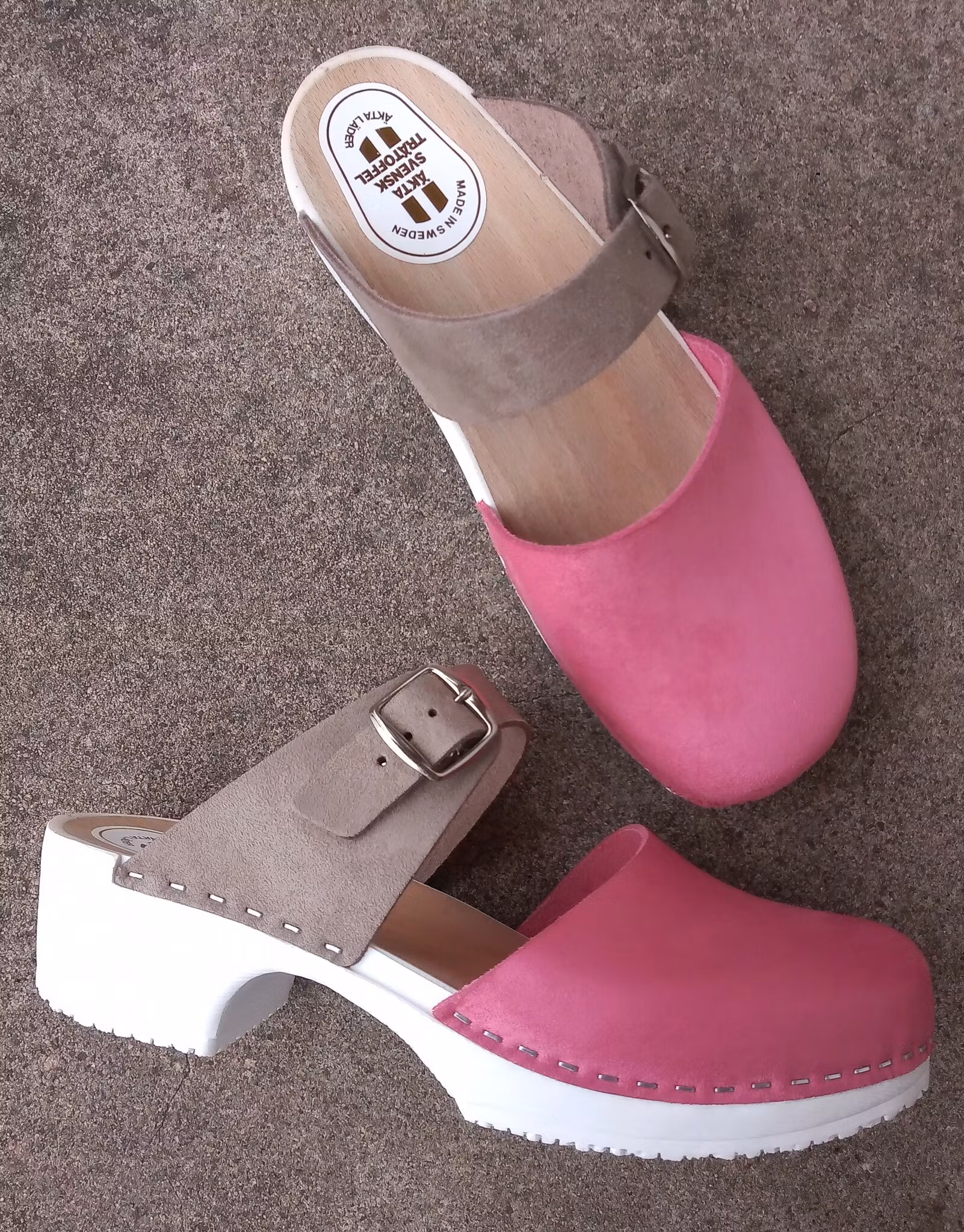 Britta mjuktoffel i rosa och beige nubuck