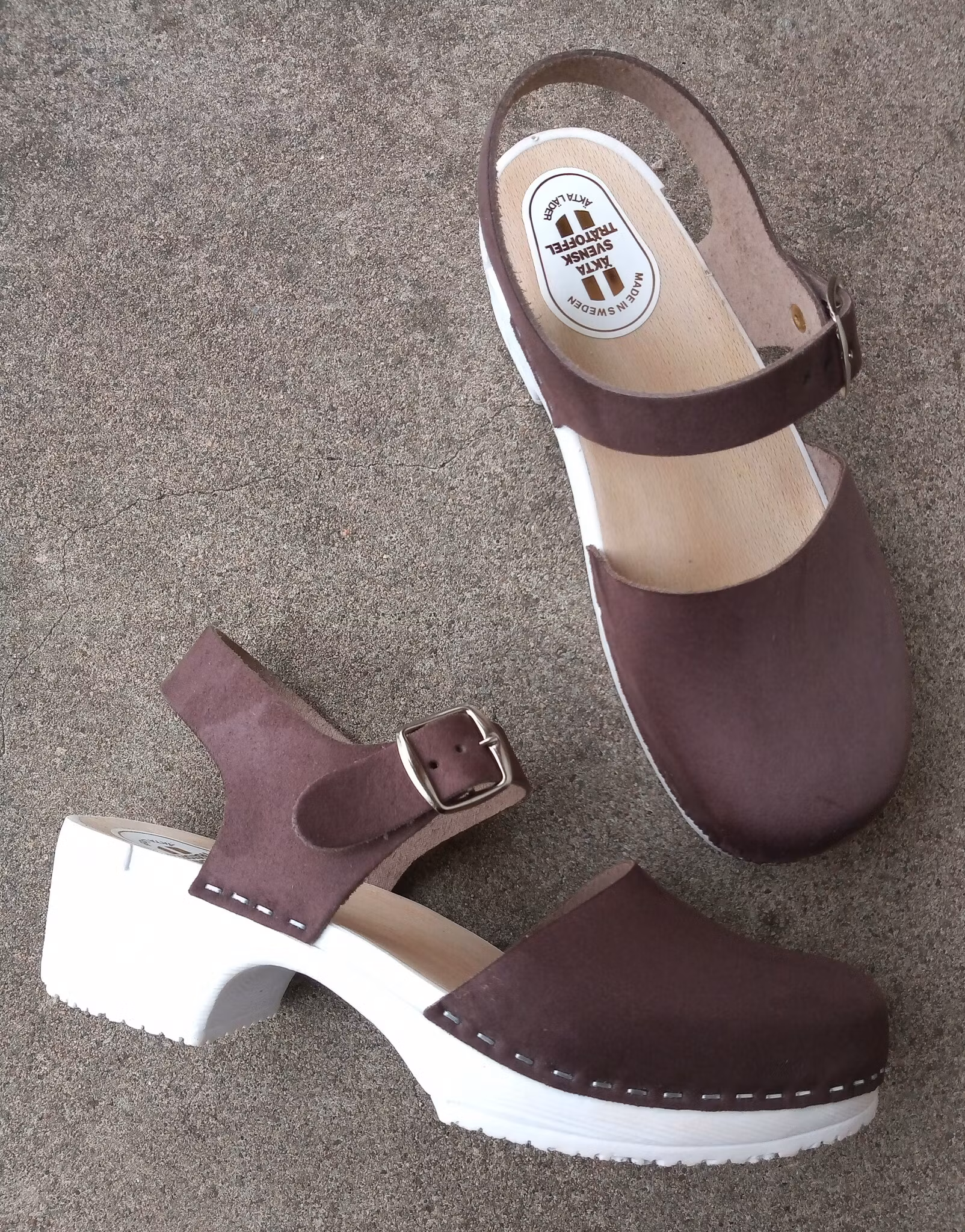 Cornelia Mjuktoffel i brun nubuck