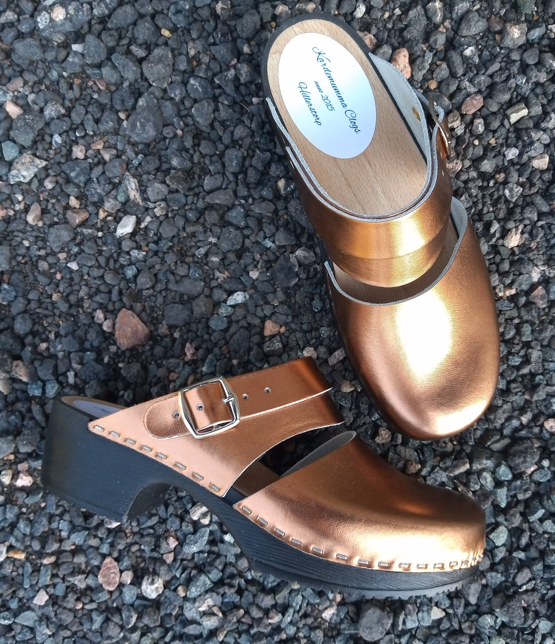 Ellen mjuk botten med bakrem, läder i brons metallic