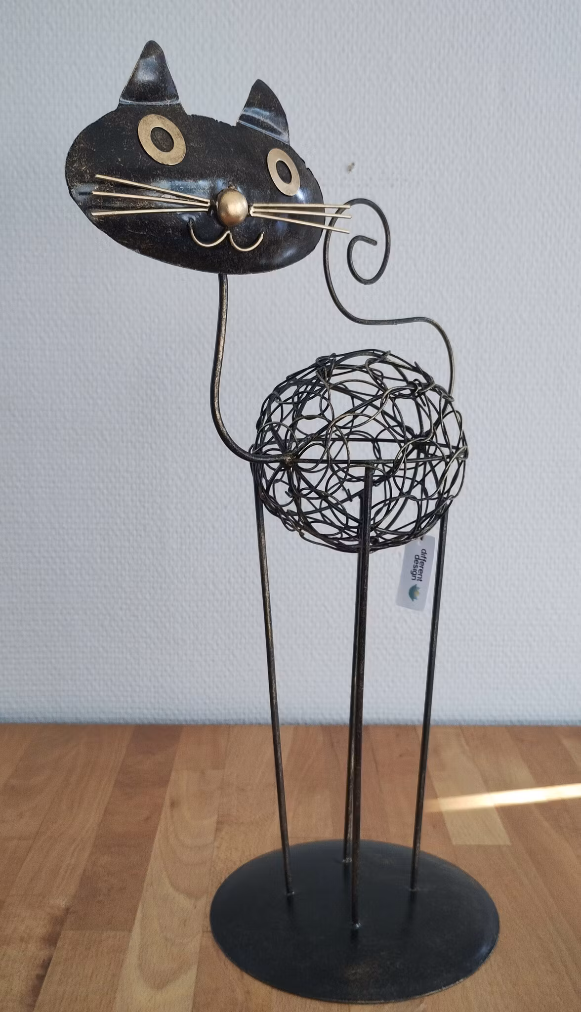 Stor ståtlig katt 42×25 cm