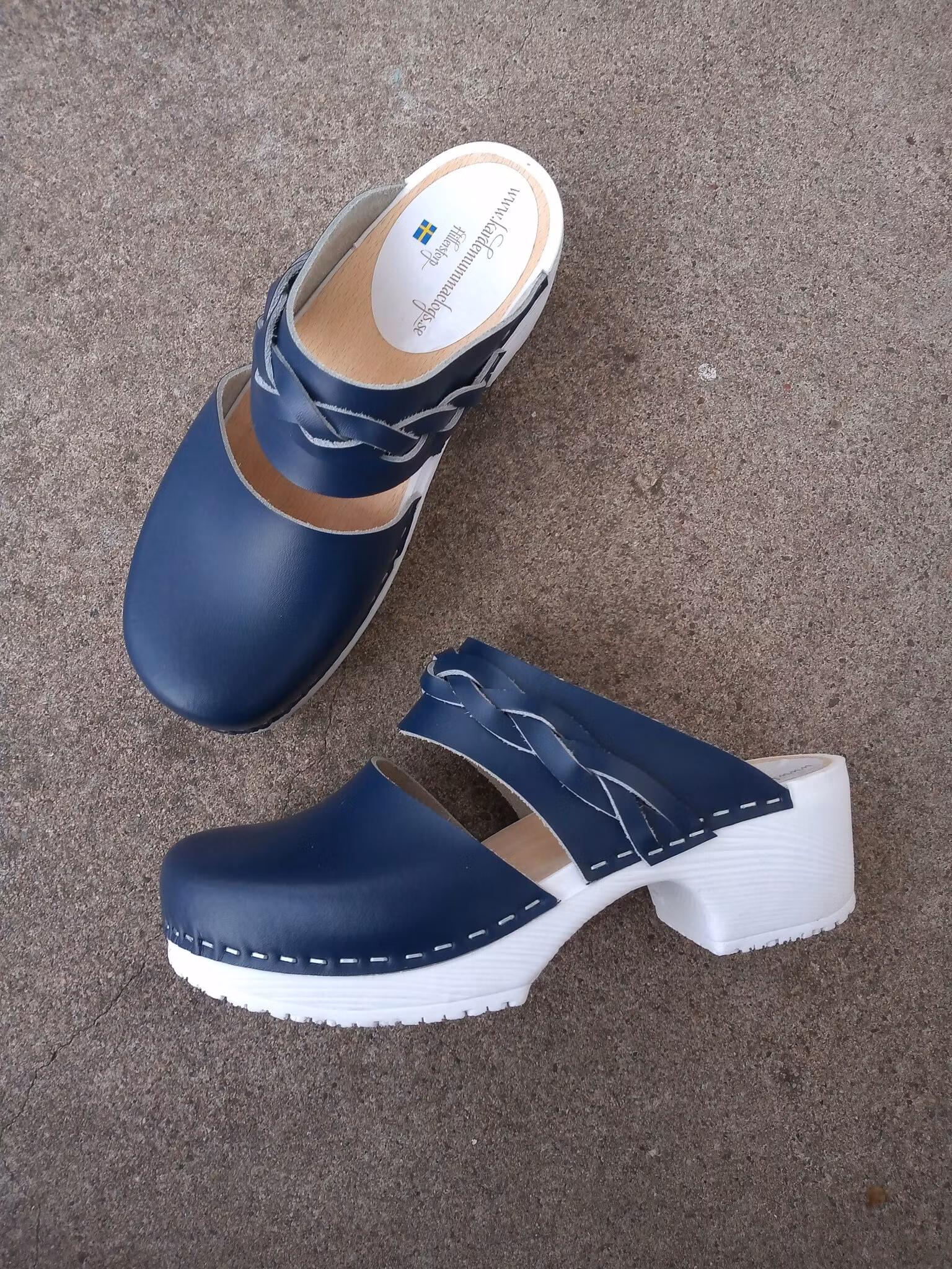 Ellen, mjuk, blått läder, med fläta