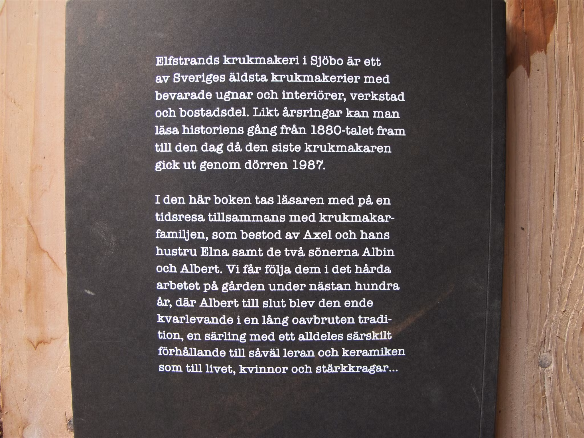 En berättelse om Elfstrands krukmakeri