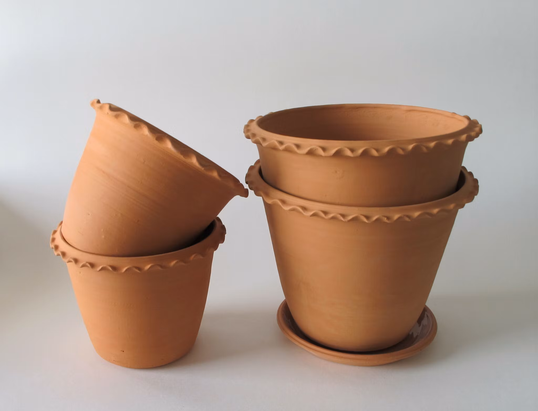 Kruskantade blomkrukor