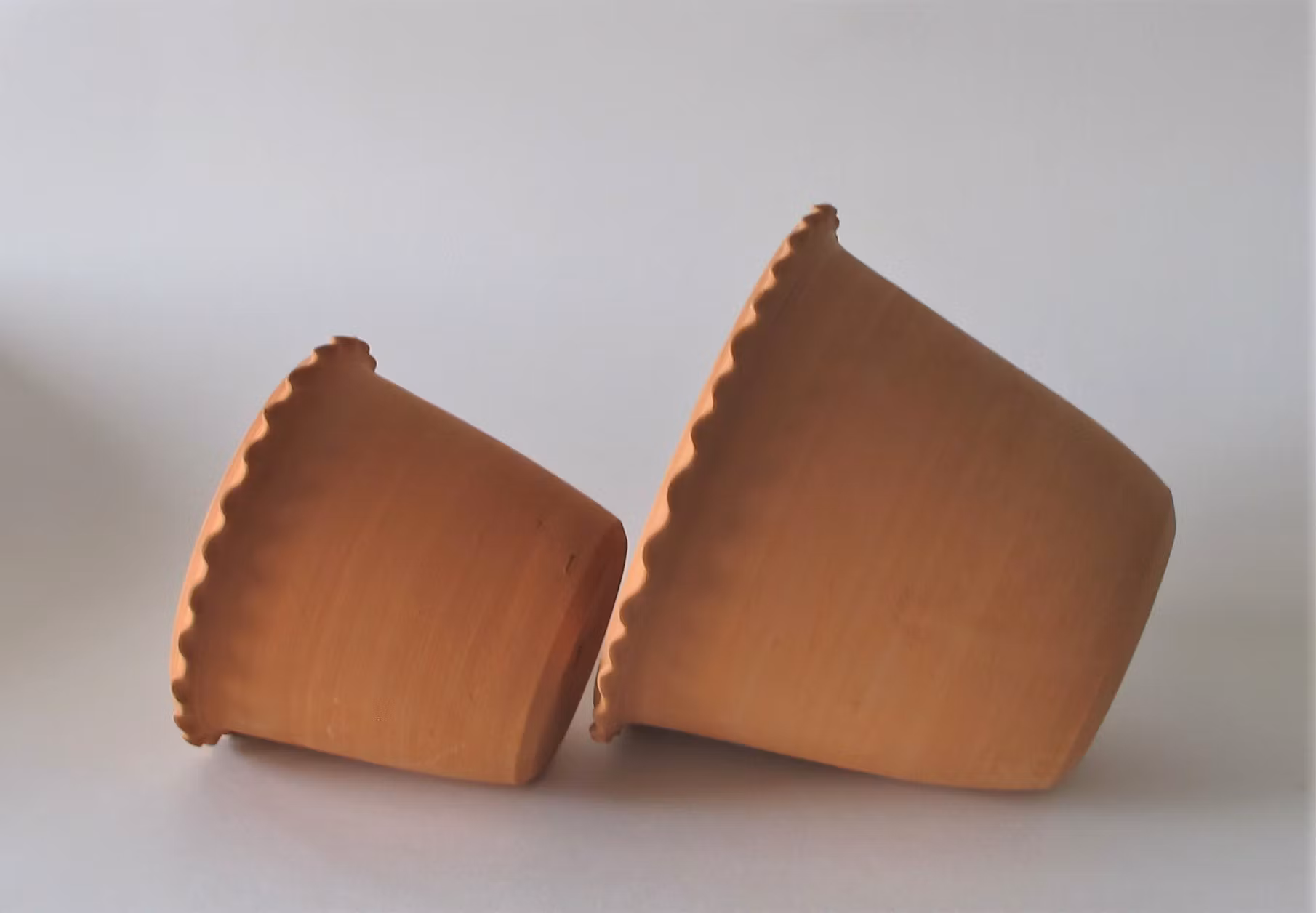 Kruskantade blomkrukor