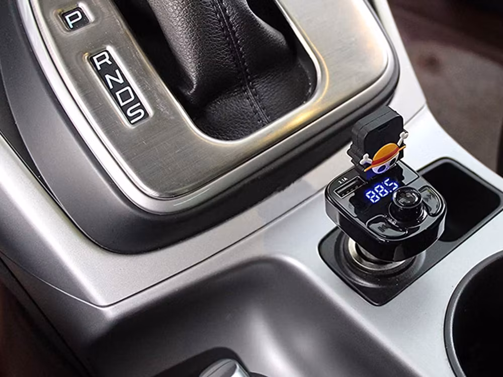 FM-sändare SD MP3 Bluetooth-laddare 2xUSB